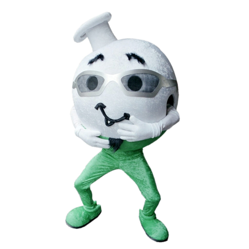 Maskottchen Produktion für BASF "Dr. Blubber". Ein Glaskolben mit Gesicht umgesetzt in grün weißen Samt.